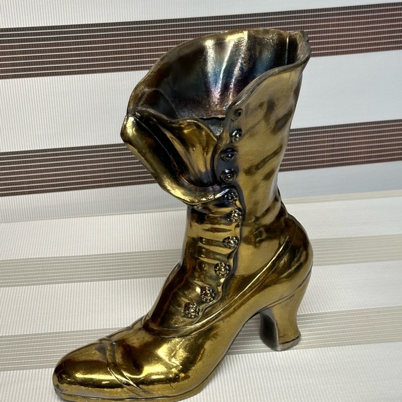 Vintage Gilded Solid Brass Victorian Boot Vase - Picture 4 of 14